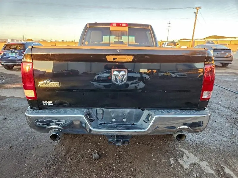 2014 RAM 1500 SLT  