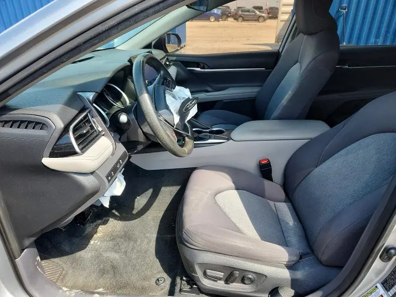 2022 TOYOTA CAMRY LE  