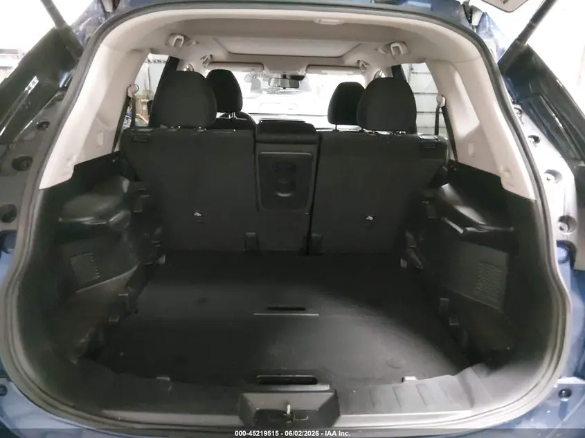 2019 NISSAN ROGUE SV