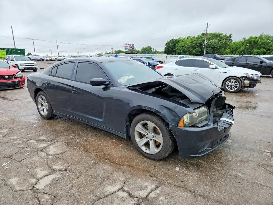 2011 DODGE CHARGER   