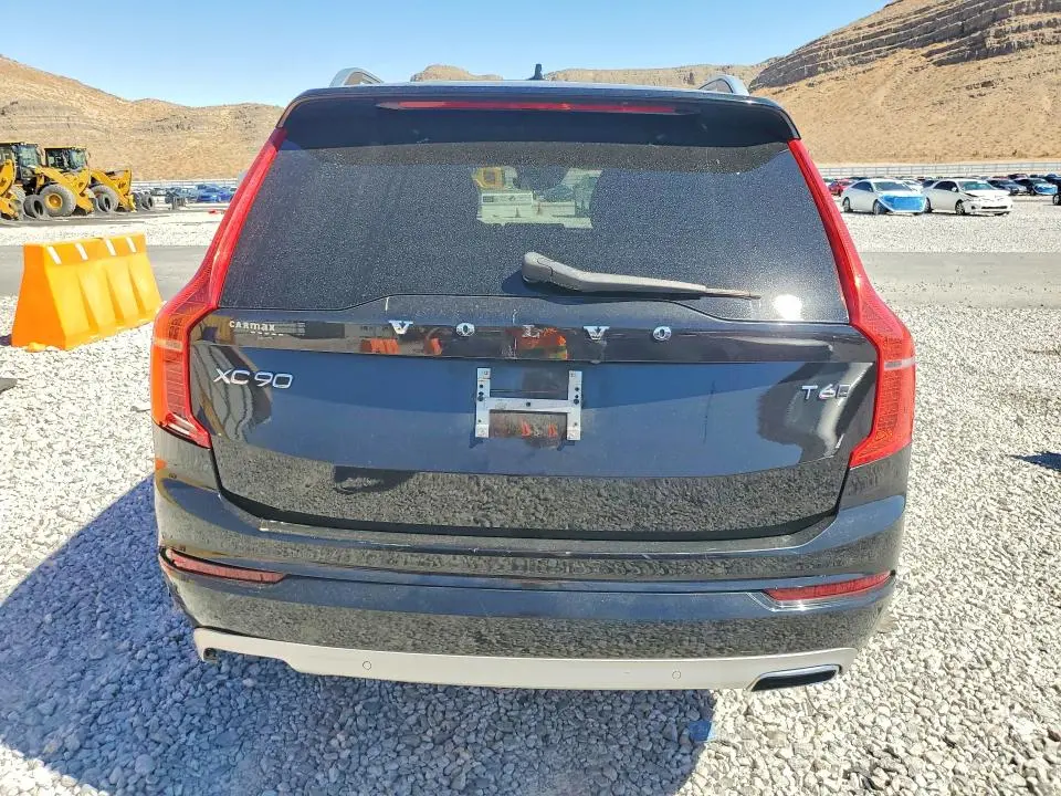 2018 VOLVO XC90 T6  