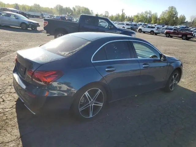 2021 MERCEDES-BENZ A 220