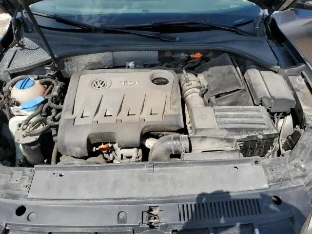 2013 VOLKSWAGEN PASSAT SEL