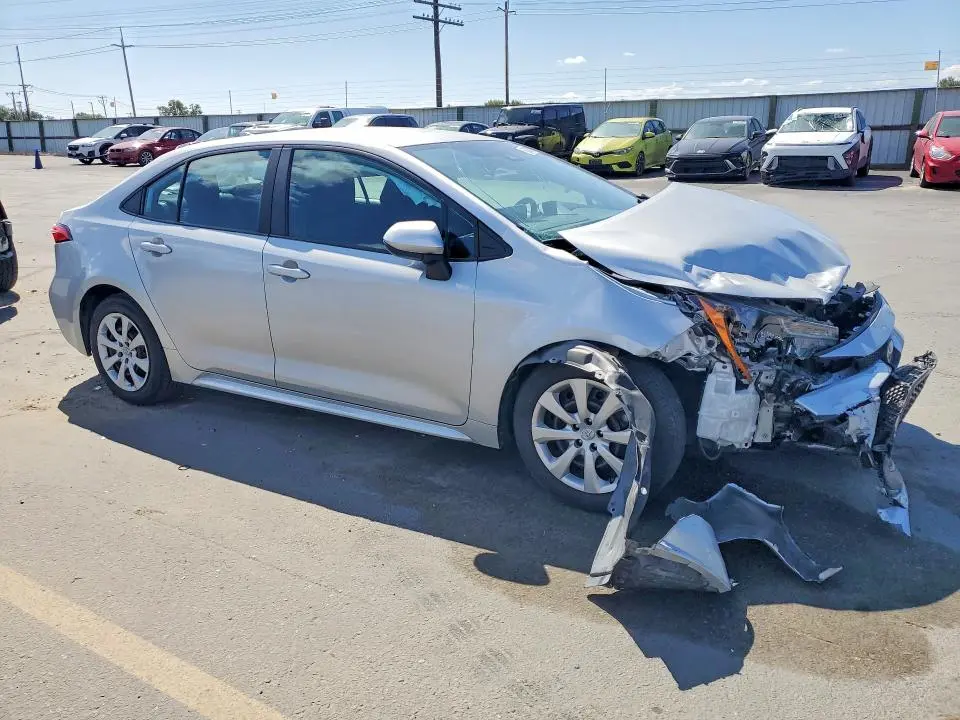 2022 TOYOTA COROLLA LE  
