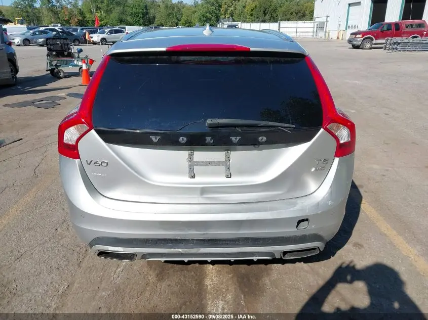 2017 VOLVO V60 CROSS COUNTRY T5