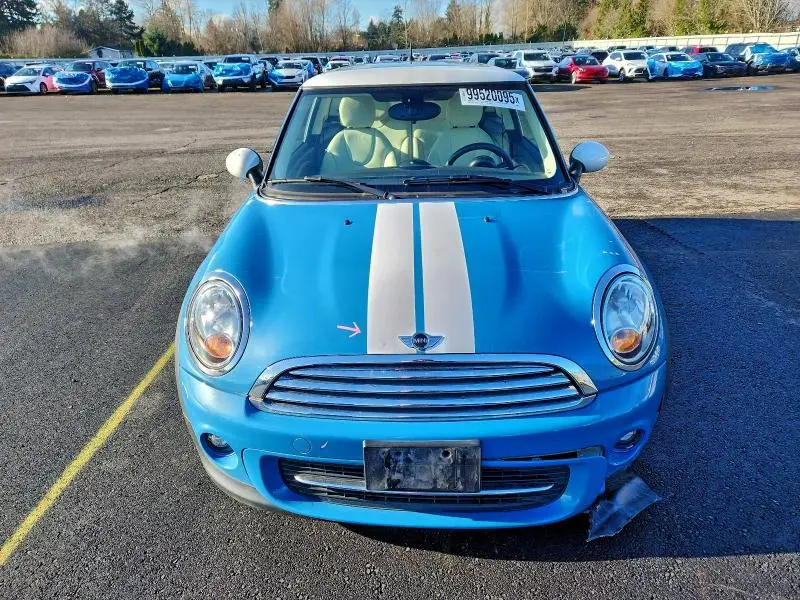 2013 MINI COOPER   