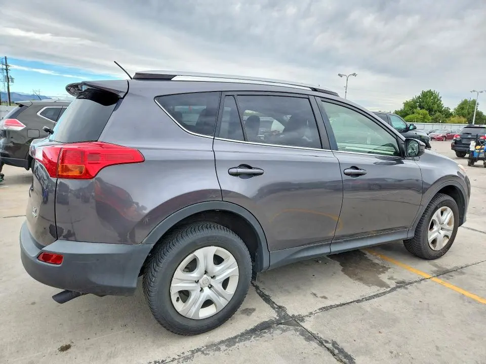 2015 TOYOTA RAV4 LE  