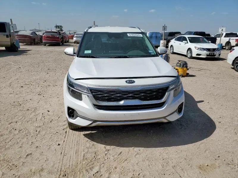 2021 KIA SELTOS S  