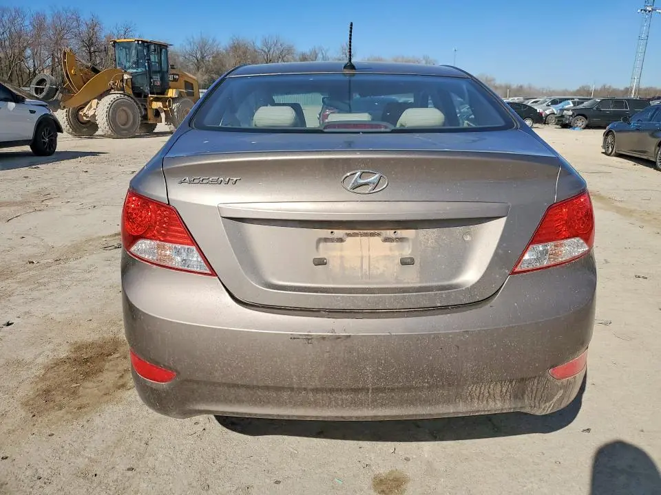 2013 HYUNDAI ACCENT GLS  