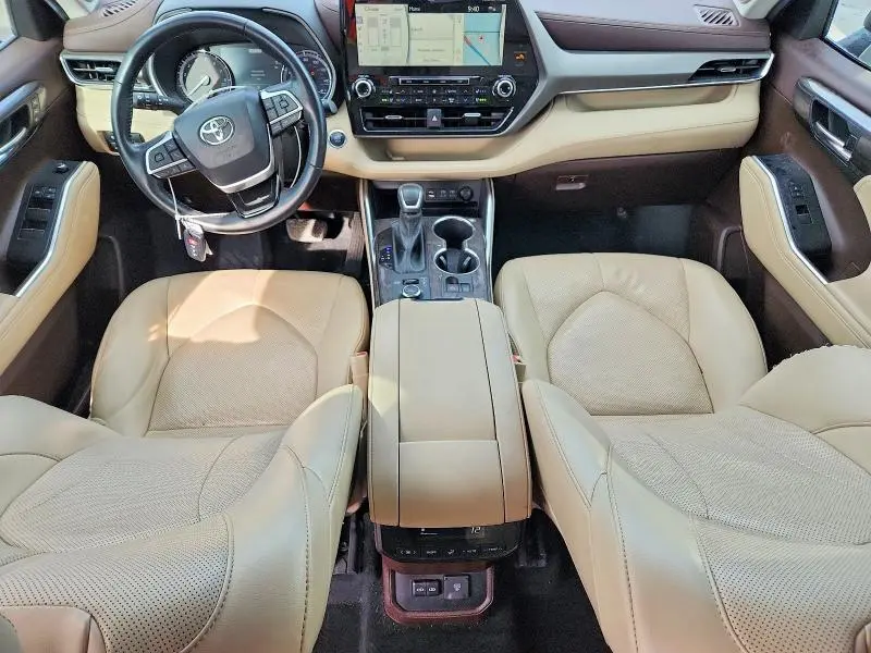 2022 TOYOTA HIGHLANDER LIMITED  