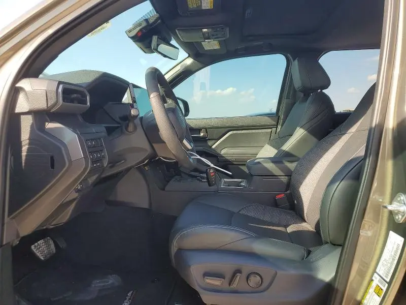 2025 TOYOTA TACOMA DOUBLE CAB  