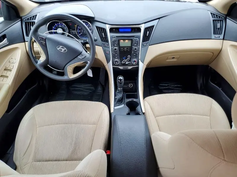 2011 HYUNDAI SONATA GLS  