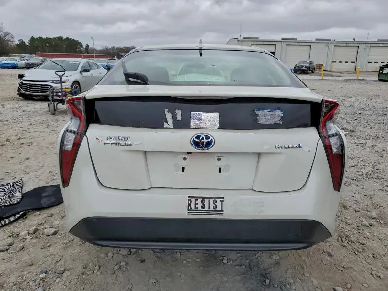 2016 TOYOTA PRIUS   