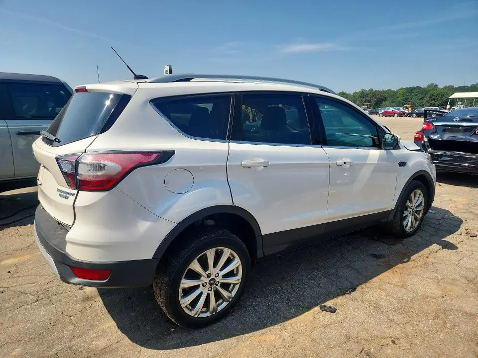 2017 FORD ESCAPE TITANIUM  