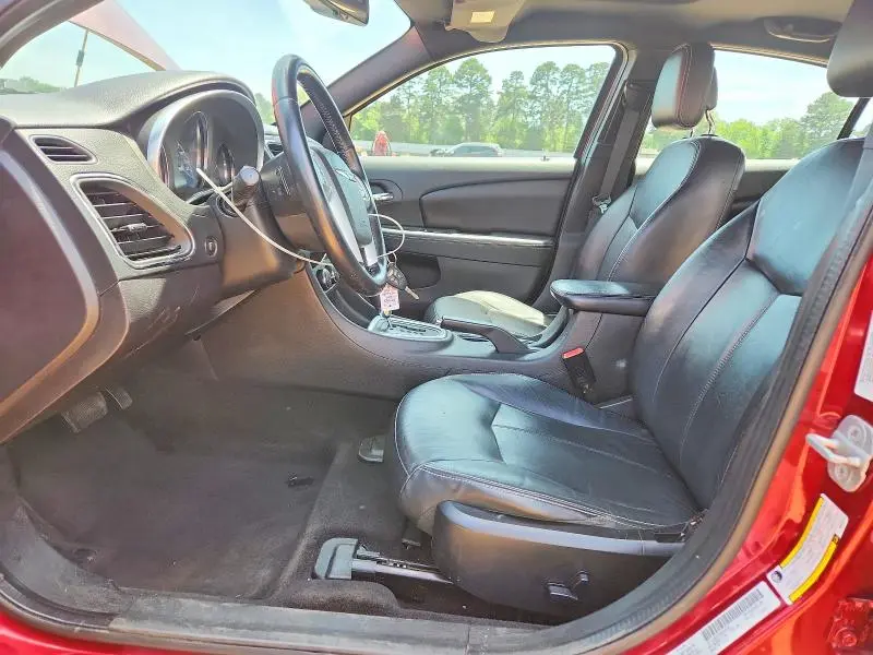 2011 CHRYSLER 200 LIMITED  