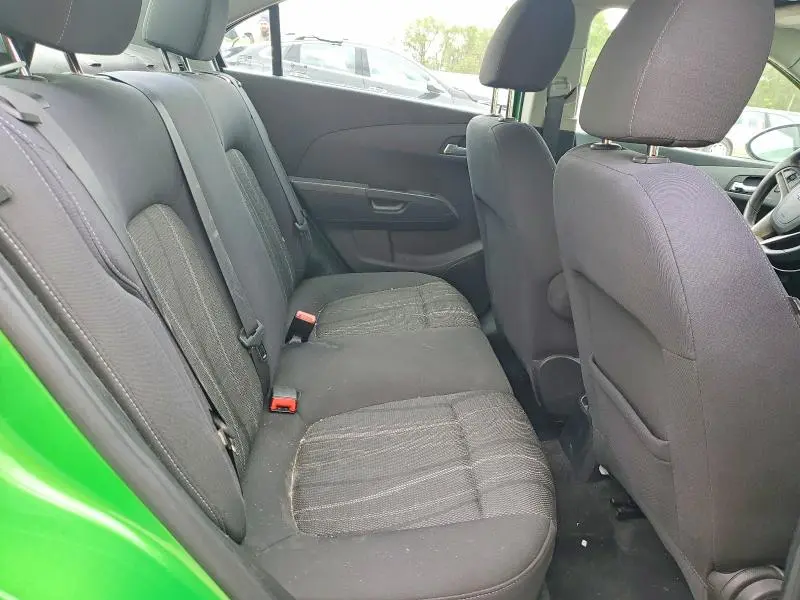 2016 CHEVROLET SONIC LT  