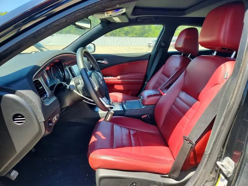2013 DODGE CHARGER SXT  
