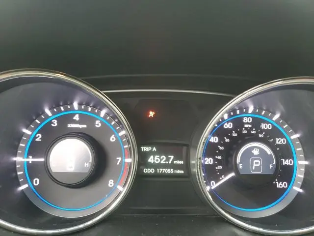 2012 HYUNDAI SONATA SE