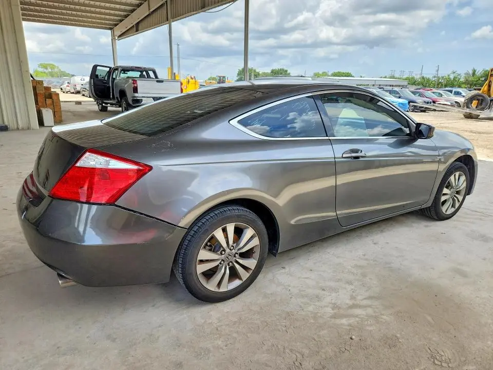2010 HONDA ACCORD LX  