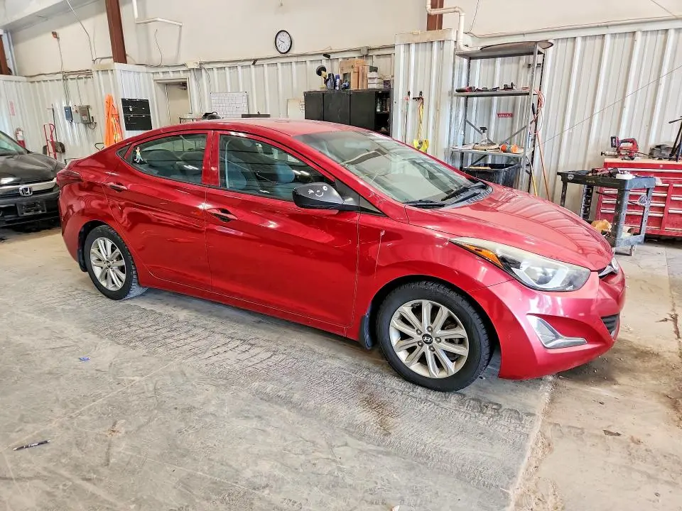 2014 HYUNDAI ELANTRA SE  