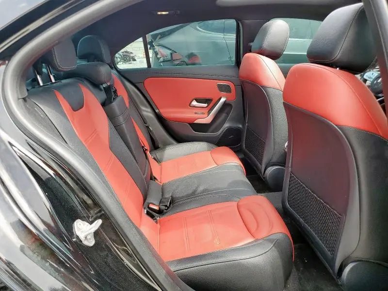 2020 MERCEDES-BENZ A 220