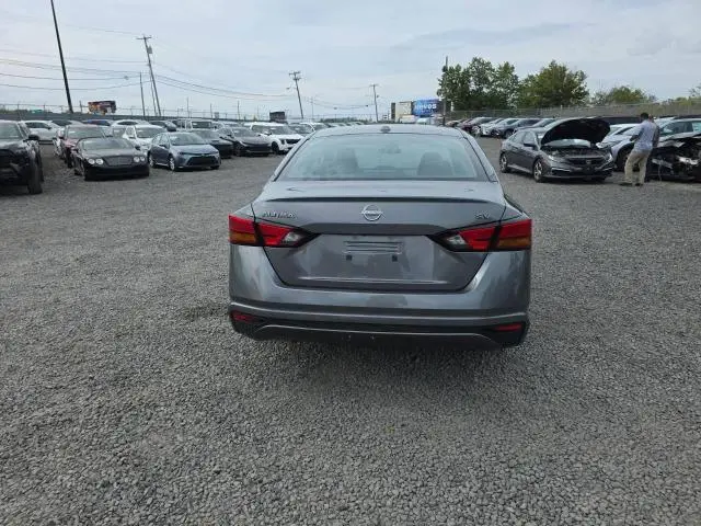 2024 NISSAN ALTIMA SV  