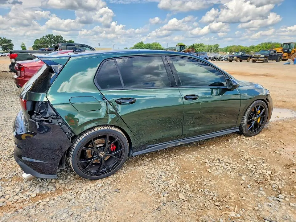 2024 VOLKSWAGEN GTI SE  