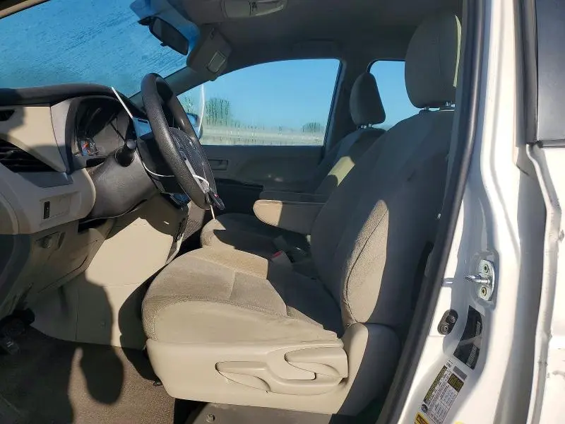 2016 TOYOTA SIENNA L 7-PASSENGER  