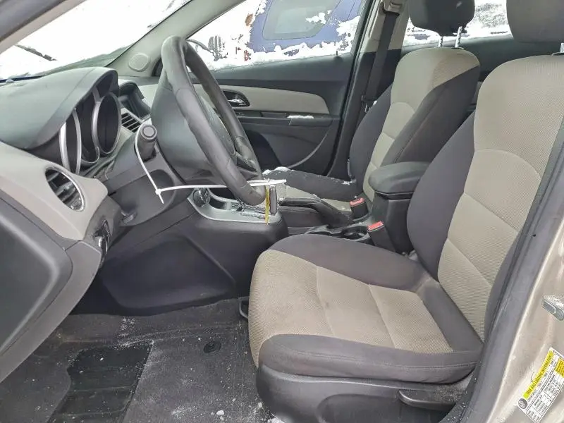 2012 CHEVROLET CRUZE LS  