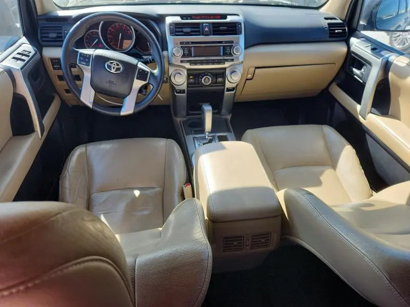 2011 TOYOTA 4RUNNER SR5  