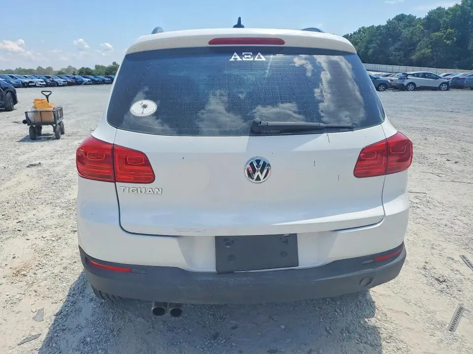 2017 VOLKSWAGEN TIGUAN S  