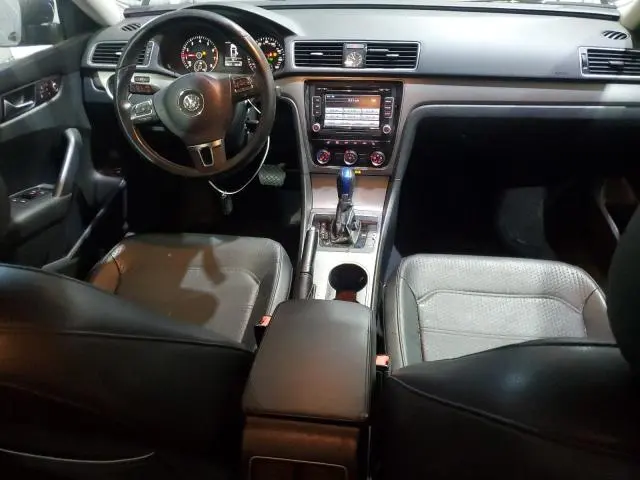 2014 VOLKSWAGEN PASSAT SE  