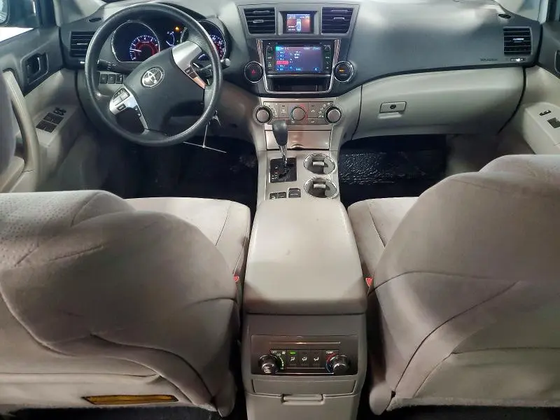 2013 TOYOTA HIGHLANDER BASE  