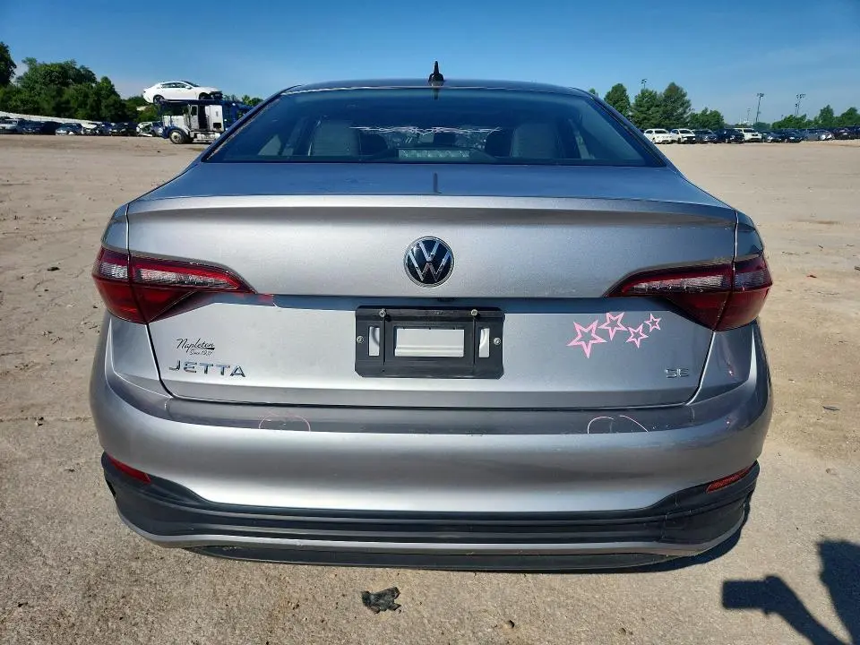 2022 VOLKSWAGEN JETTA SE  