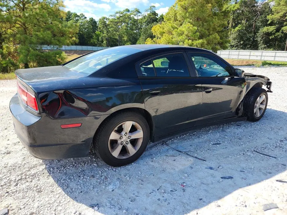 2013 DODGE CHARGER SE  