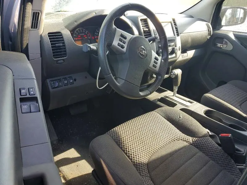 2019 NISSAN FRONTIER SV V6  