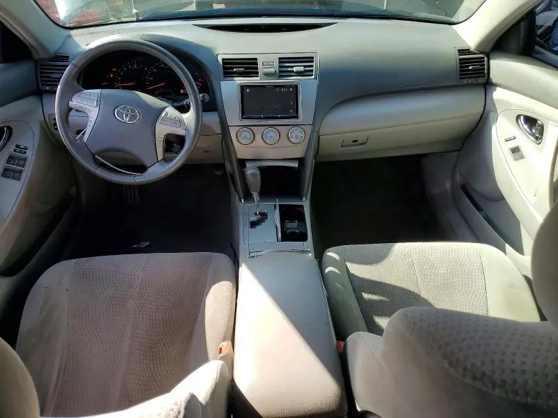 2011 TOYOTA CAMRY LE  