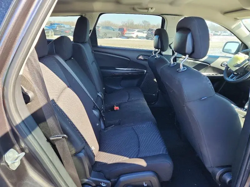 2019 DODGE JOURNEY SE  