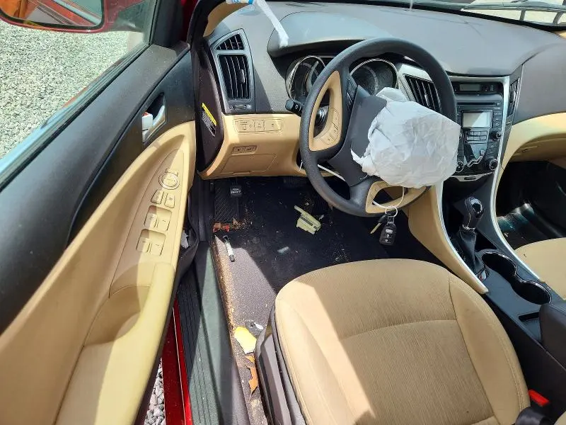 2012 HYUNDAI SONATA GLS  