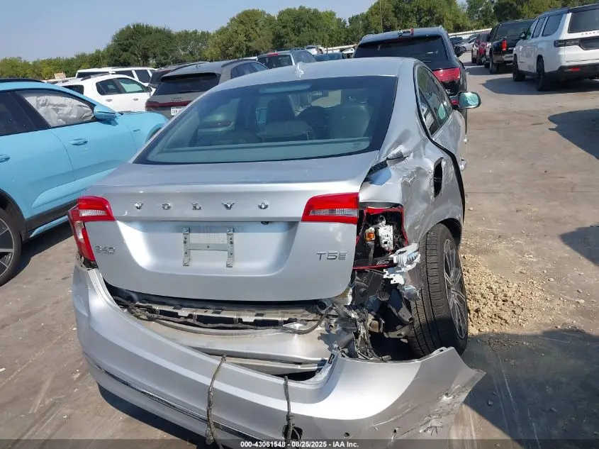 2017 VOLVO S60 INSCRIPTION T5