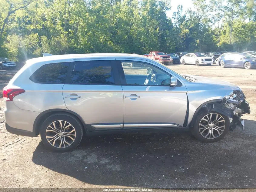 2017 MITSUBISHI OUTLANDER SE