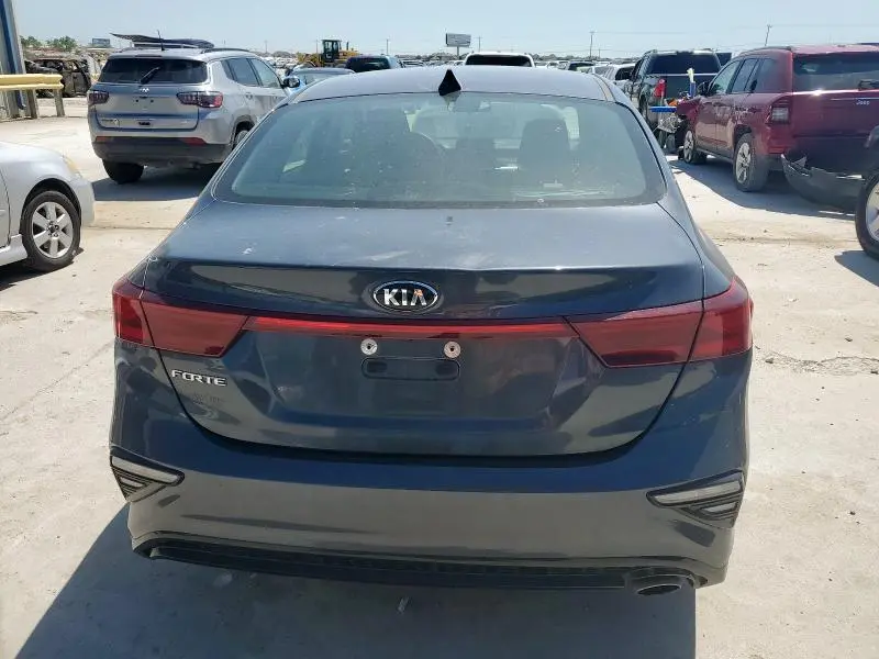 2020 KIA FORTE FE  