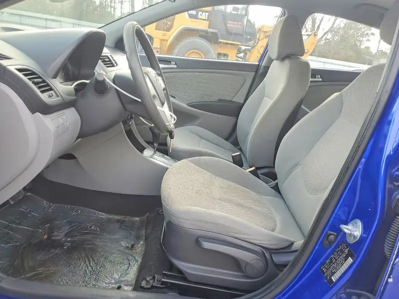 2013 HYUNDAI ACCENT GLS  