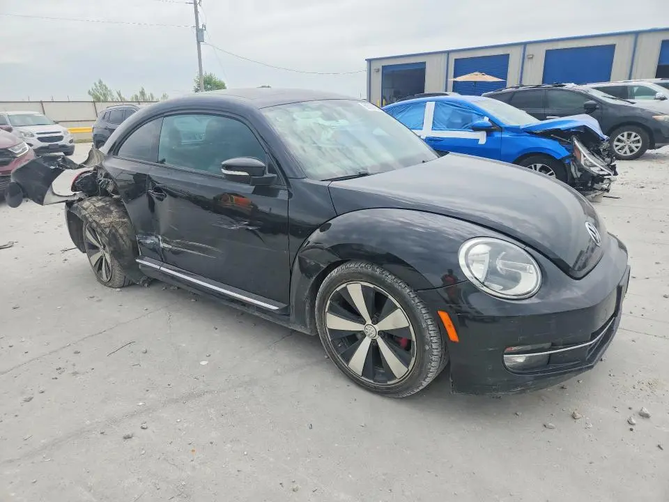 2012 VOLKSWAGEN BEETLE TURBO  