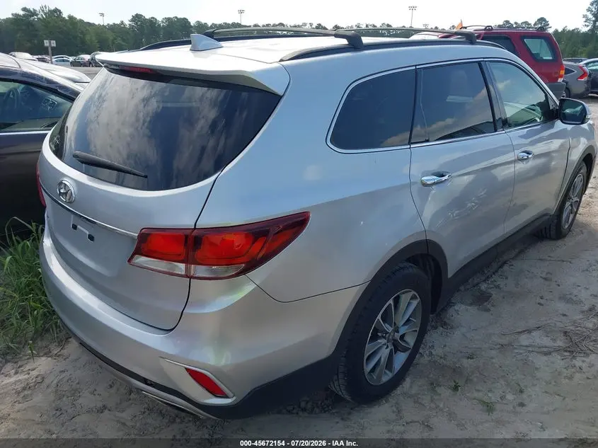 2018 HYUNDAI SANTA FE SE
