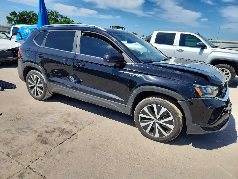 2022 VOLKSWAGEN TAOS SE IQ DRIVE  