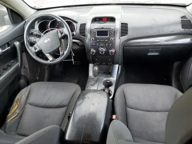 2011 KIA SORENTO BASE  