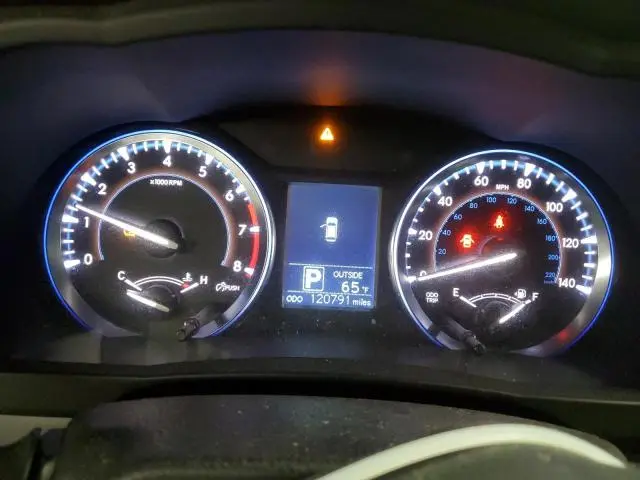 2014 TOYOTA HIGHLANDER LE  