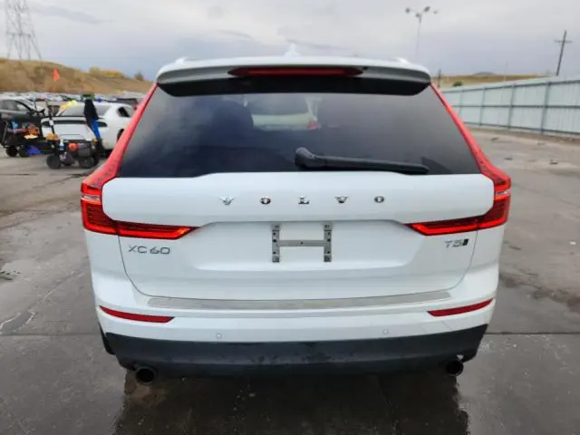 2018 VOLVO XC60 T5  