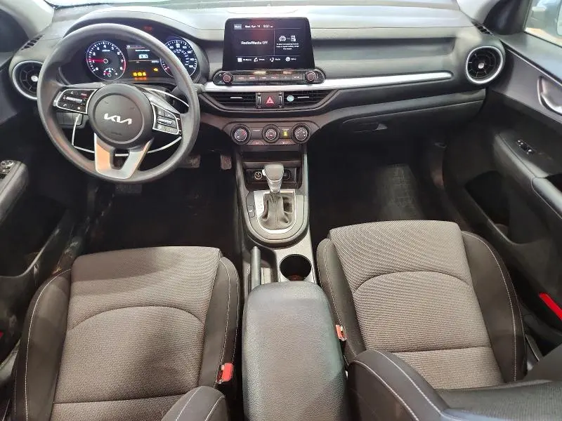 2022 KIA FORTE LXS  